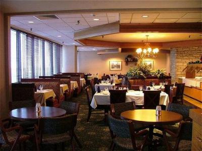 Doubletree By Hilton Convention Complex Hotel