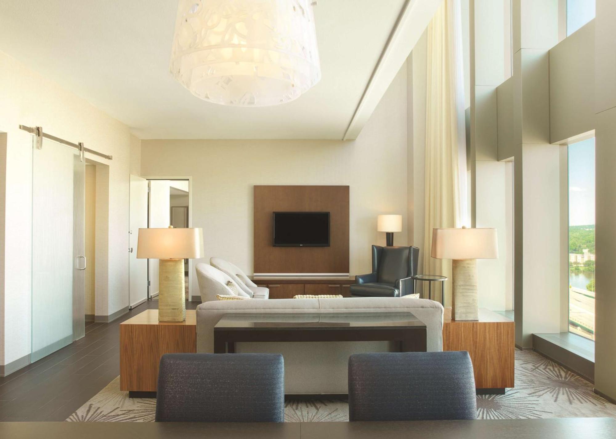 Doubletree By Hilton Convention Complex 4*