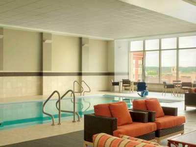 Doubletree By Hilton Convention Complex Hotel 4*